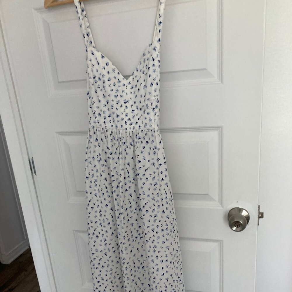 Beautiful Summer Maxi Dress - Cross back - Size Large - Vero Moda